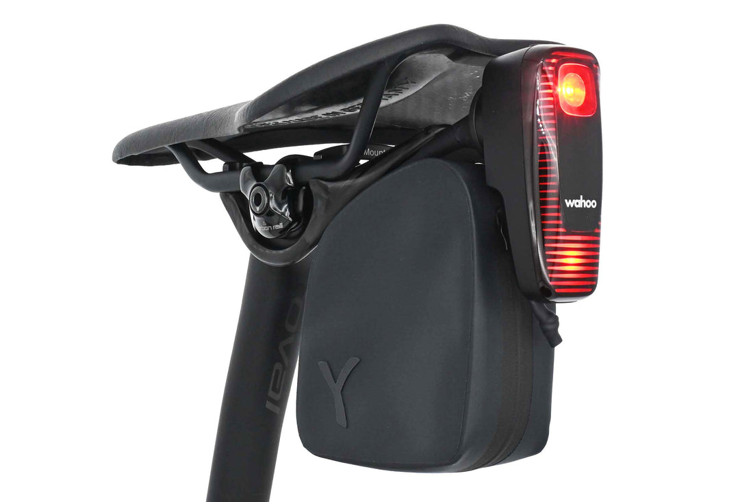 Saddlebag 0.4l with Wahoo Trackr Radar Adaptor
